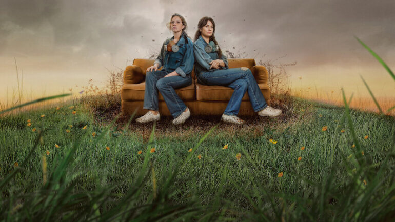 Autopsie sociologică și estetică a seriei „Vremea muștelor” de pe Netflix